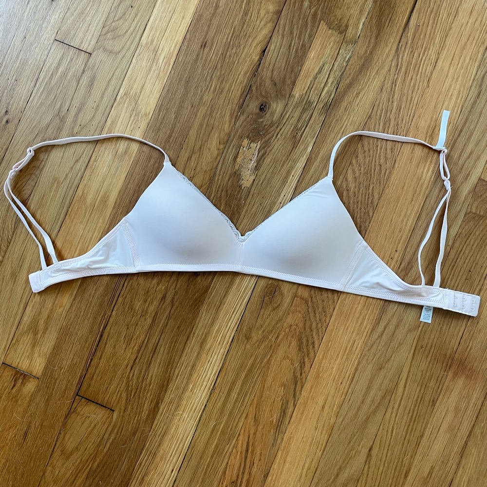 NEW AERIE AMERICAN EAGLE PINK REAL HAPPY WIRELESS LIGHTLY LINED BRA SIZE 32C